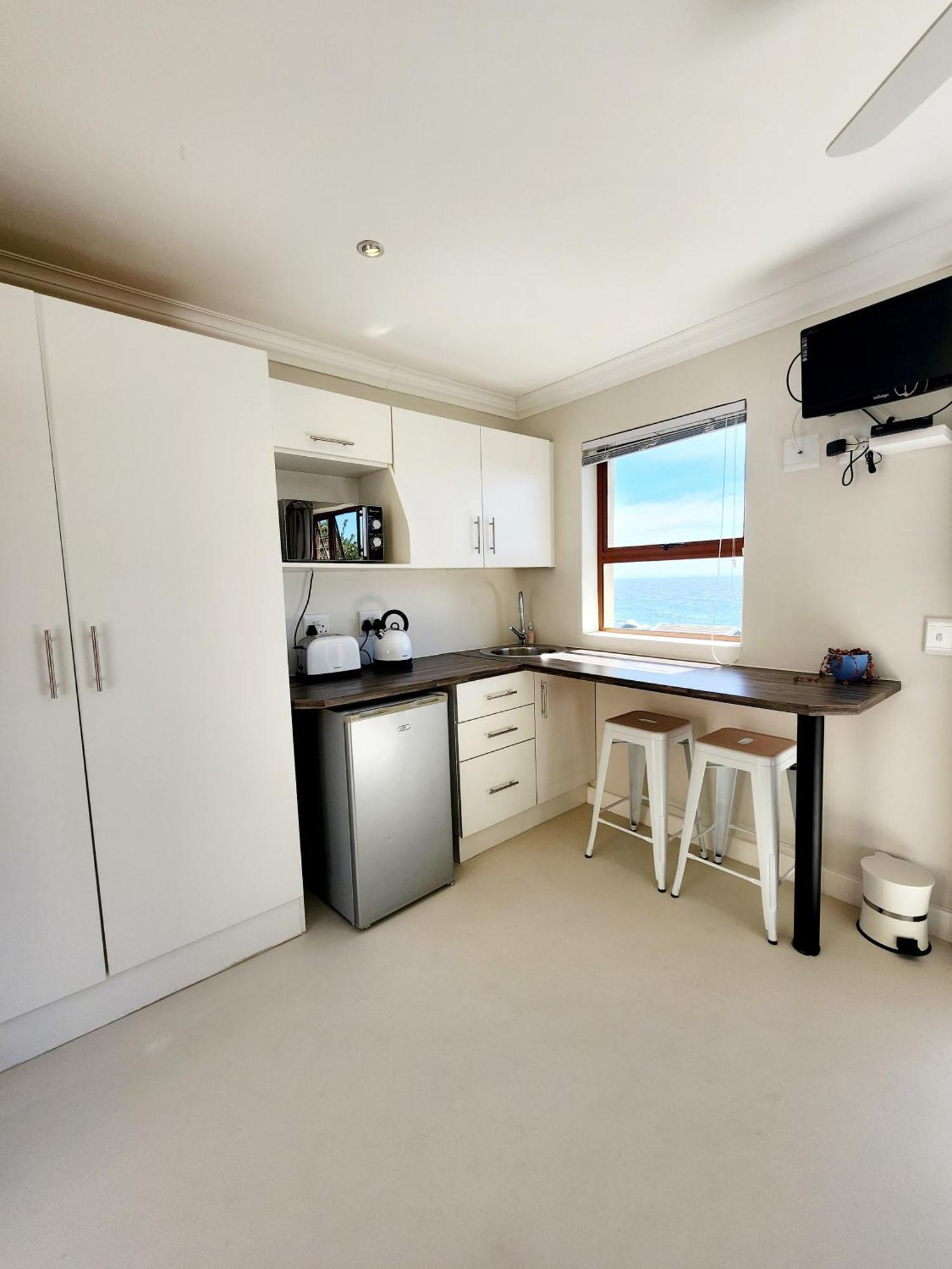 The Tides Bed and Breakfast Simonʼs Town Exteriör bild
